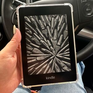Amazon Kindle Paperwhite 6 Inch 10th Generation 32GB Plum